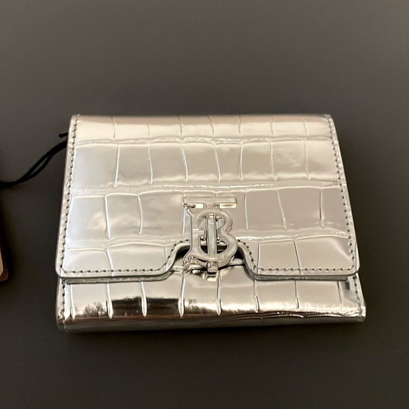 Burberry silver croc print wallet New With Tags - Picture 1 of 6